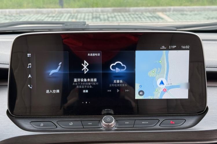 Used Buick GL8 2021 Land Cruiser Executive Class 652T Luxury Model
