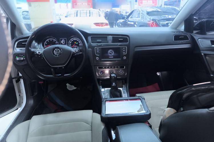 Used Volkswagen Golf 2017 230TSI Automatic Luxury Million-Vehicle Commemorative Edition
