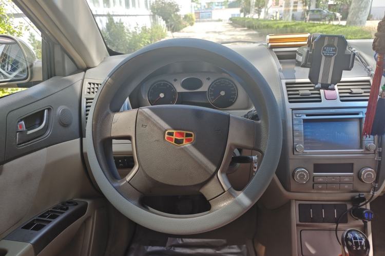 Used Geely Auto Classic Emgrand 2010 Sedan 1.8L Manual Standard Model Steering Wheel