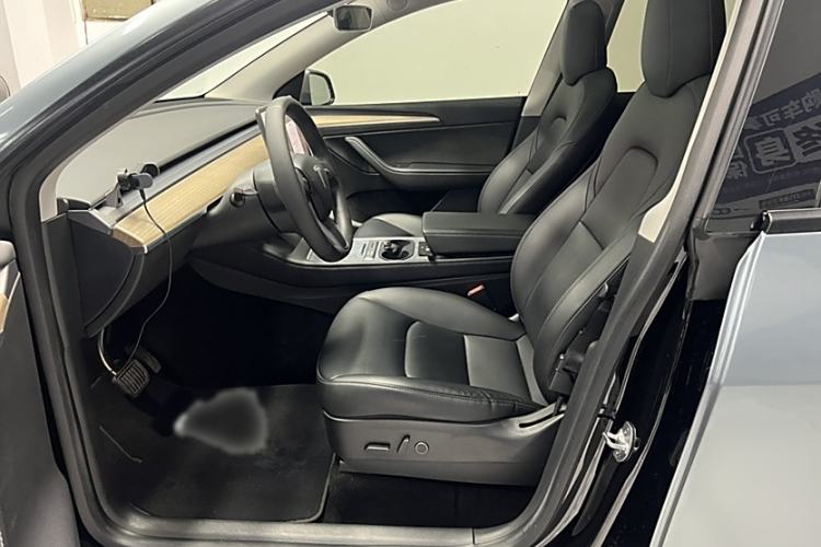 Used Tesla Model Y 2022 Rear-Wheel-Drive Version