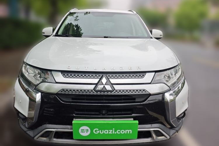 Used Mitsubishi Outlander 2020 2.0L Two-Wheel Drive Enjoyment Version 5 Seats
