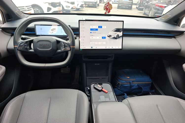 Used Lynk & Co Z20 2025 530 km Range Rear-Wheel Drive Pro