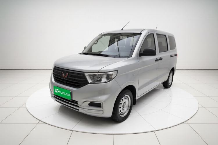 Used Wuling Hongguang V 2022 1.5L Jingqu Version Hydraulic Power Steering LAR