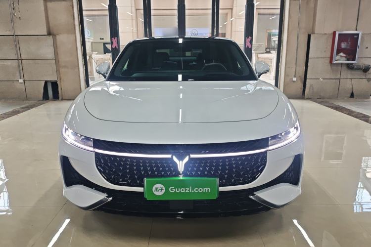 Used VOYAH PASSION 2024 PHEV Four-Wheel Drive Ultra-Long Range Executive Edition Front