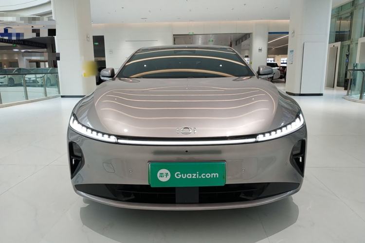 Used CHANGAN NEVO A07 2025 Blue Whale Pure Electric Version 625 Luxury Model Front