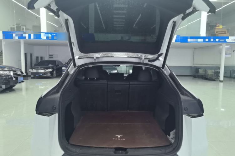 Used Tesla Model Y 2025 Rear-Wheel-Drive Version