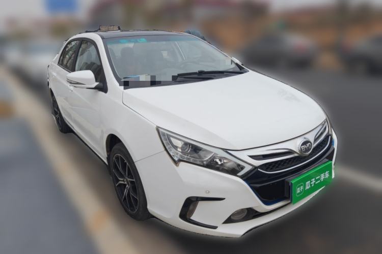 Used BYD Qin New Energy 2015 1.5T Dual-Crown Flagship Plus Edition
