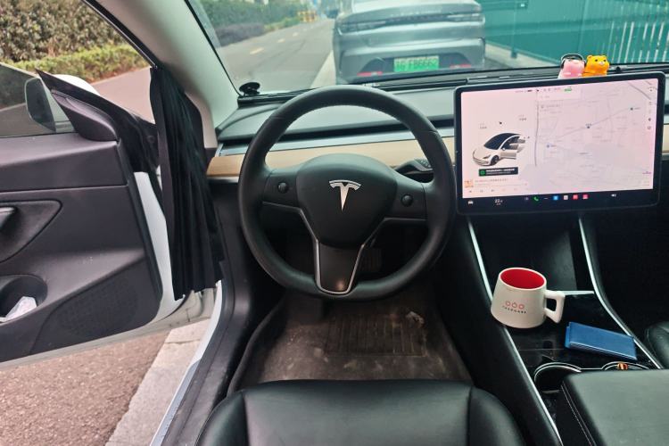 Used Tesla Model 3 2019 Standard Range Rear-Wheel Drive Upgraded Version (60 kWh)
