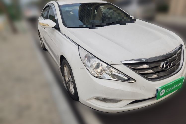 Used Hyundai Sonata 2013 2.0L Automatic Fashion Edition Front Right 45 Deg