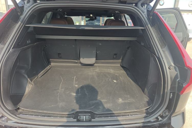 Used Volvo XC60 2025 B5 Four-Wheel Drive Smart & Advanced Luxury Edition