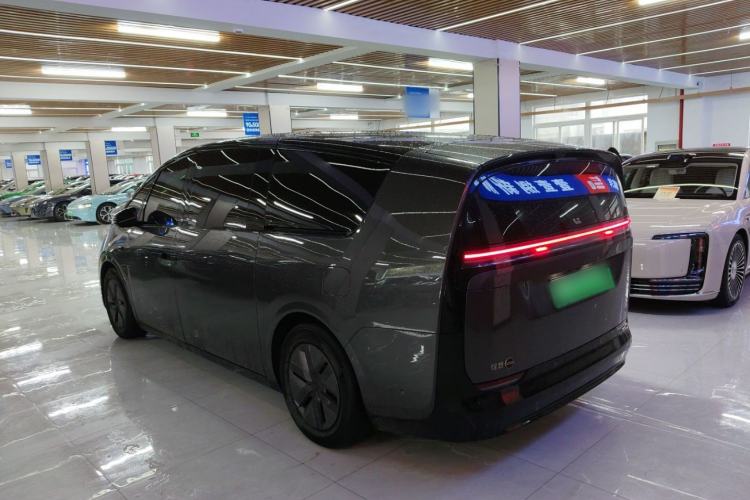 Used Li Auto MEGA 2024 Ultra Model