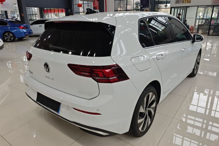 Used Volkswagen Golf 2026 300TSI Pro
