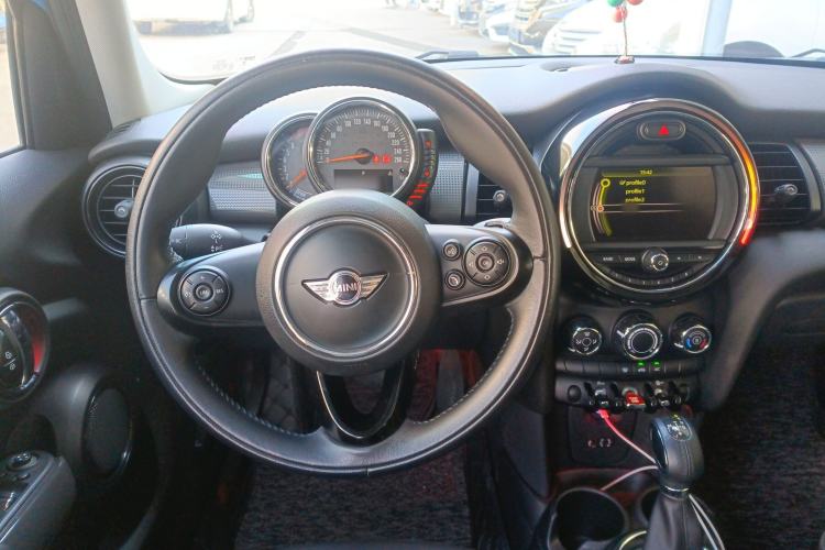 Used MINI MINI 2015 1.5T COOPER Fun Five-Door Edition