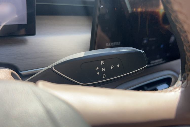 Used Chery Tiggo 8 PLUS C-DM 2025 1.5T 116 km Prestige Version 5 Seats
