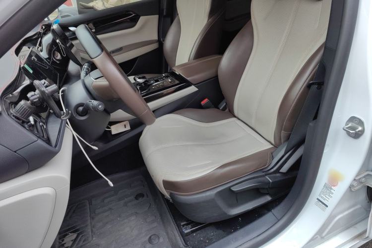 Used BYD Qin PLUS 2024 HONOR Edition DM-i 55KM Leading Model Left Front Seat