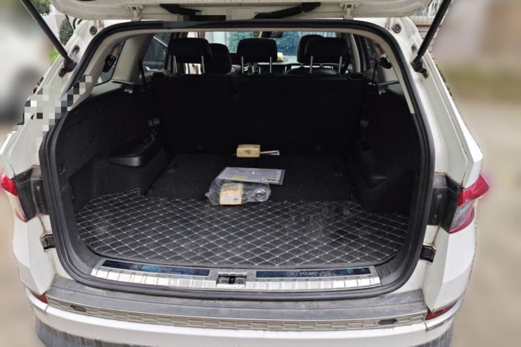 Used Skoda Kodiaq 2018 TSI330 7-Seater Two-Wheel-Drive Luxury Enjoyment Edition Trunk