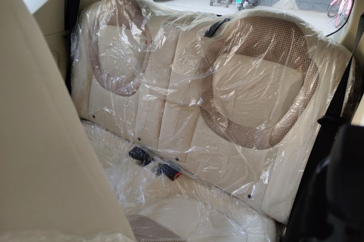 Used Wuling Hongguang MINIEV 2024 3rd Generation 215km Advanced Version Left Rear Seat