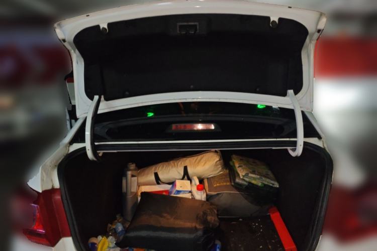 Used Chevrolet Cruze 2015 1.5L Classic SE MT Trunk