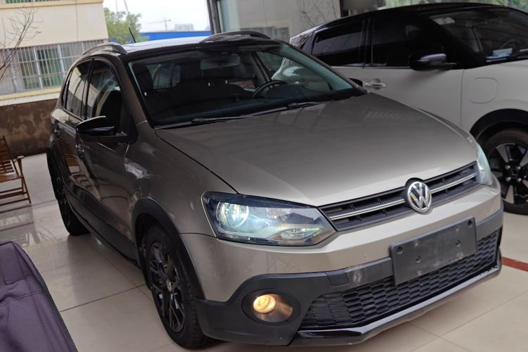 Used Volkswagen Polo 2014 1.6L Cross Polo Automatic