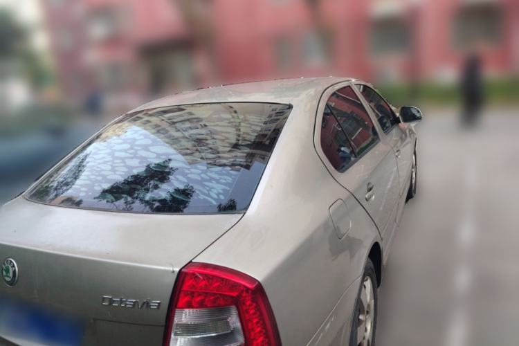 Used Skoda Octavia 2012 1.6L Manual Yijie Edition Rear Right 45 Deg