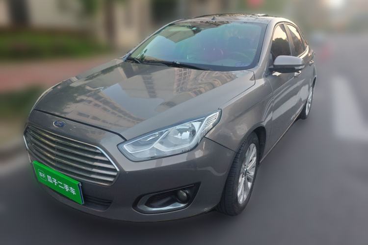 Used Ford Escort 2015 1.5L Manual Fashion Edition