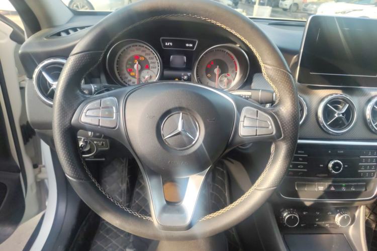 Used Mercedes-Benz GLA 2016 GLA 200 Sport Edition
