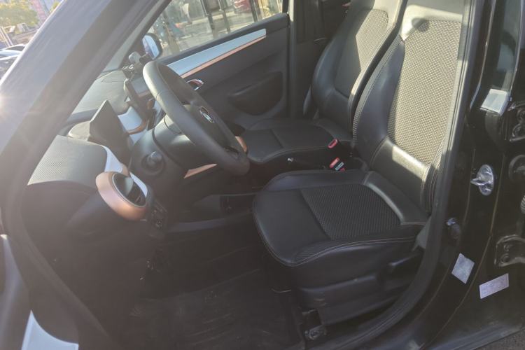 Used Dongfeng NAMMI BOX 2022 Chasing Wind Edition 331KM Advanced Model
