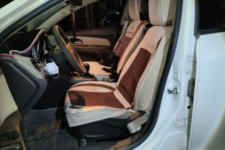 Used Chevrolet Cruze 2015 1.5L Classic SE MT
