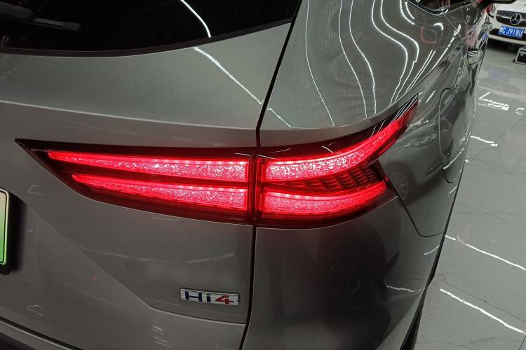 Used Haval Fierce Dragon Max 2023 1.5L Hi4 105 Four-Wheel Drive Navigation Edition Right Rear Taillight