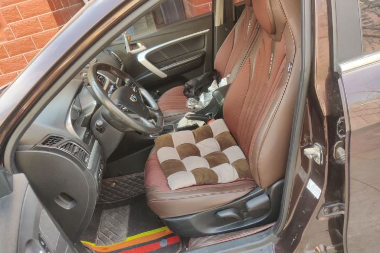 Used Geely Auto Emgrand 2016 Sedan 1.5L CVT Upward Version Left Front Seat