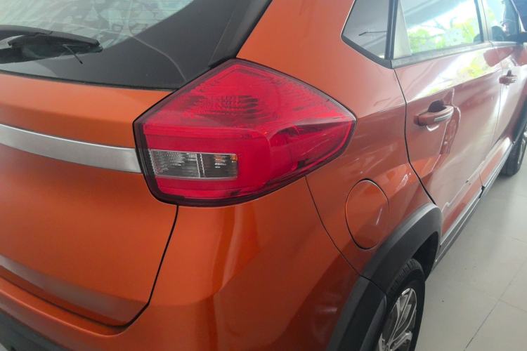 Used Chery Tiggo 3X 2017 1.5L Automatic Fashion Edition Exterior 3