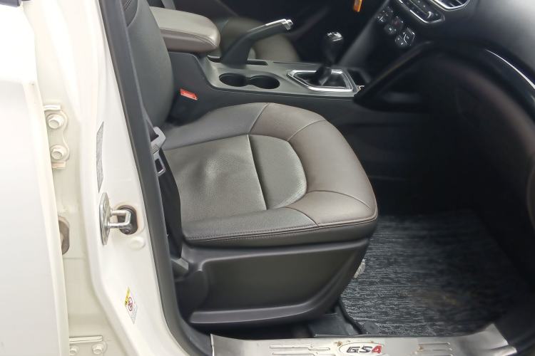 Used GAC Trumpchi GS4 2015 200T Manual Luxury Edition
