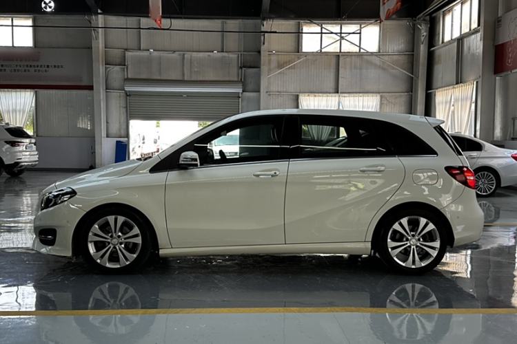 Used Mercedes-Benz B-Class 2015 B 200 Fashion Model