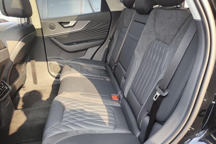 Used Hongqi HS5 2023 2.0T Qixiang Pro Edition