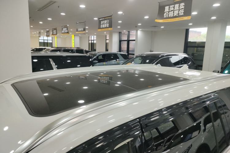 Used GAC Trumpchi GS8 2024 Linghang Series 2.0 TGDI Two-Wheel Drive Luxury Smart Connectivity Version Roof