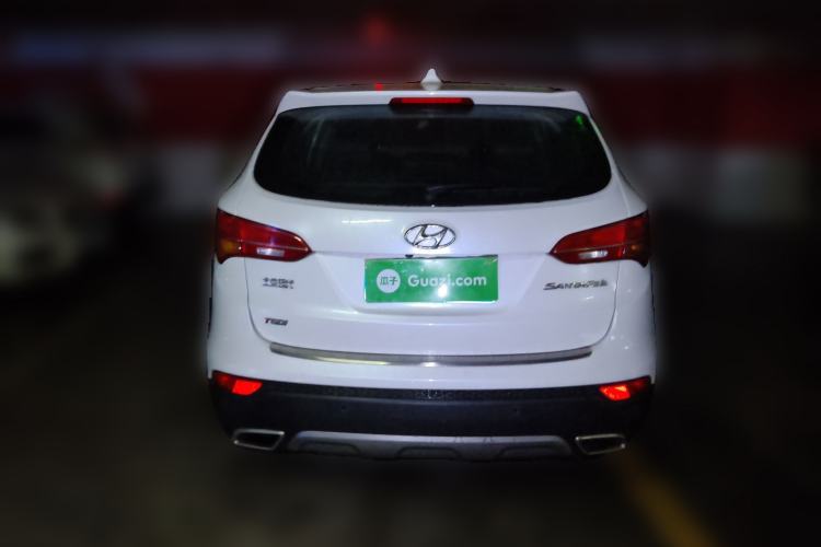 Used Hyundai Santa Fe 2015 2.0T Automatic Two-Wheel Drive Smart Version 5 Seats
