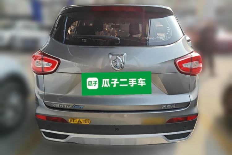 Used Baojun 510 2017 1.5L Automatic Fashion Model