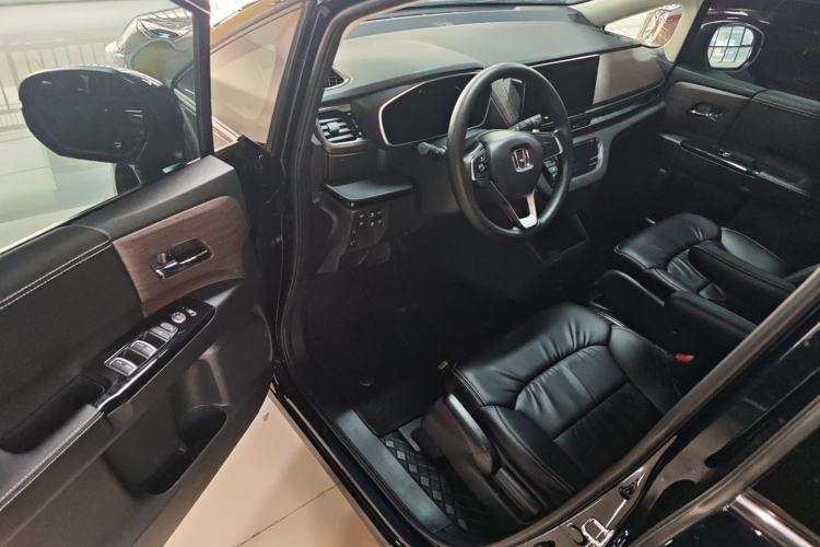 Used Honda Odyssey 2024 2.0L eHEV Sharp & Enjoy Edition
