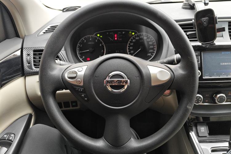 Used Nissan Sylphy 2016 1.6XV CVT Smart Enjoyment Version
