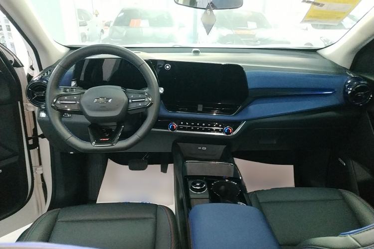 Used Chevrolet Equinox Plus 2024 102km RS Ultimate Edition
