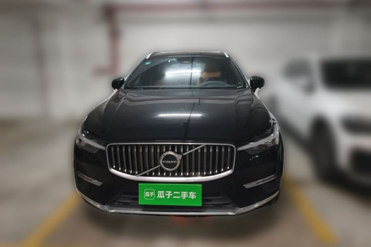 Used Volvo XC60 2022 B5 4x4 Zhiyi Luxury Edition
