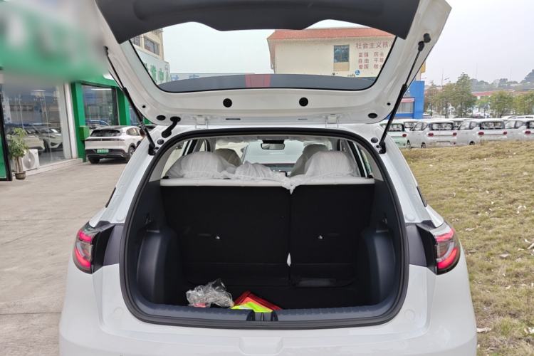 Used Geely Galaxy Geome 2026 Model 310km Youth Edition
