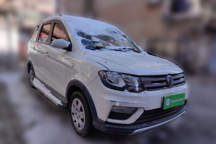 Used Dongfeng Fengon 370 2016 1.5L Manual Standard Model II 7 Seats
