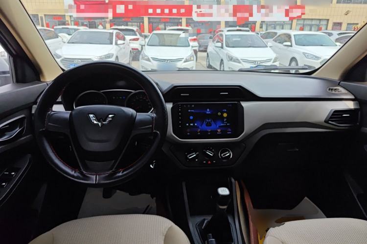 Used Wuling Hongguang 2018 1.5L S Standard Version L2B