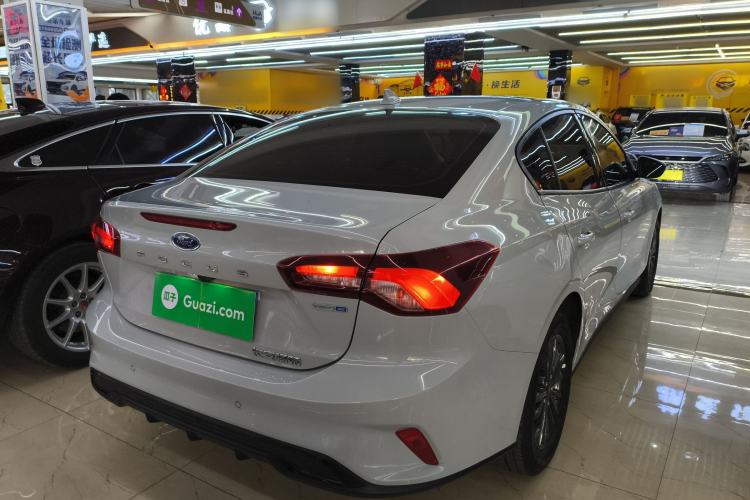 Used Ford Focus 2022 Sedan EcoBoost 180 Automatic Performance Edition