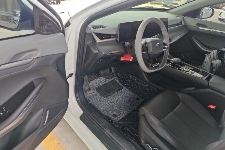 Used CHANGAN Ruicheng PLUS 2023 1.5T DCT Prestige Edition
