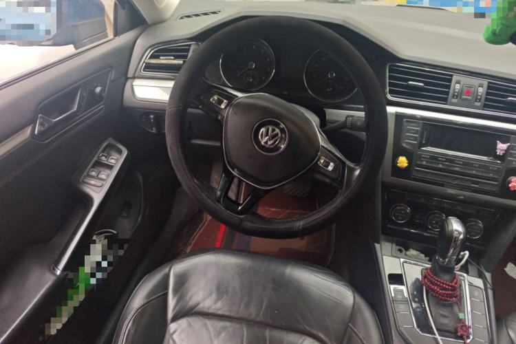 Used Volkswagen Lamando 2015 280TSI DSG Comfort Edition
