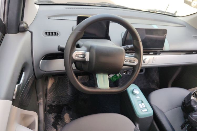 Used CHANGAN NEVO Lumin 2023 301km Honey Dew Edition
