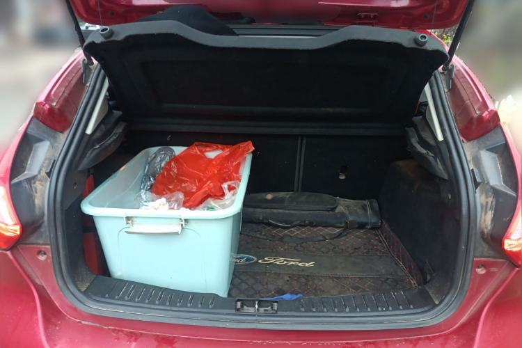 Used Ford Focus 2012 Hatchback 2.0L Automatic Luxury Sport Model
