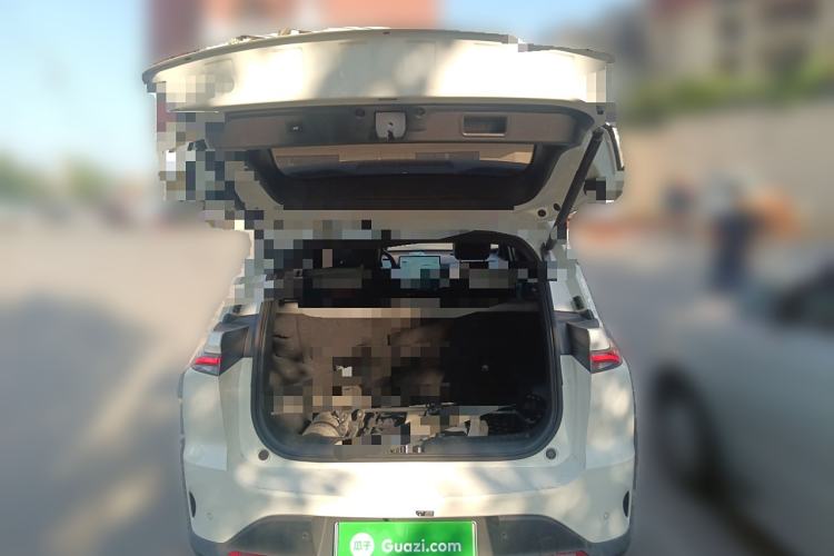 Used Hycan Z03 2022 620 km Range Trendy Cool Version 160 kW 76.8 kWh